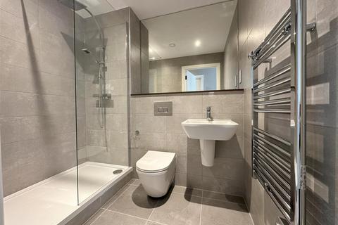 1 bedroom apartment to rent, Springwell Gardens, Whitehall Road, Leeds LS12