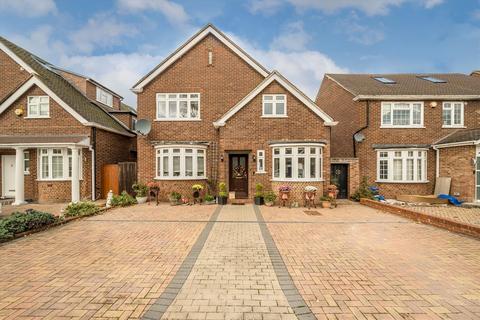 undefined, Seymour Gardens, Feltham TW13