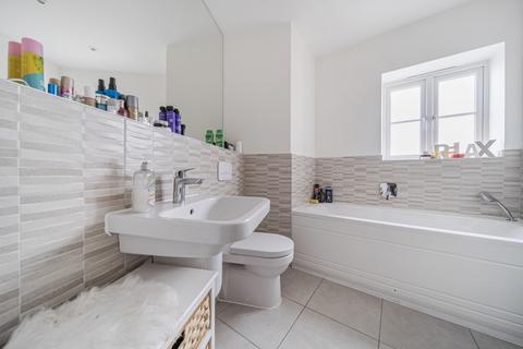 2 bedroom maisonette for sale, Charlock Place, Warfield, Bracknell