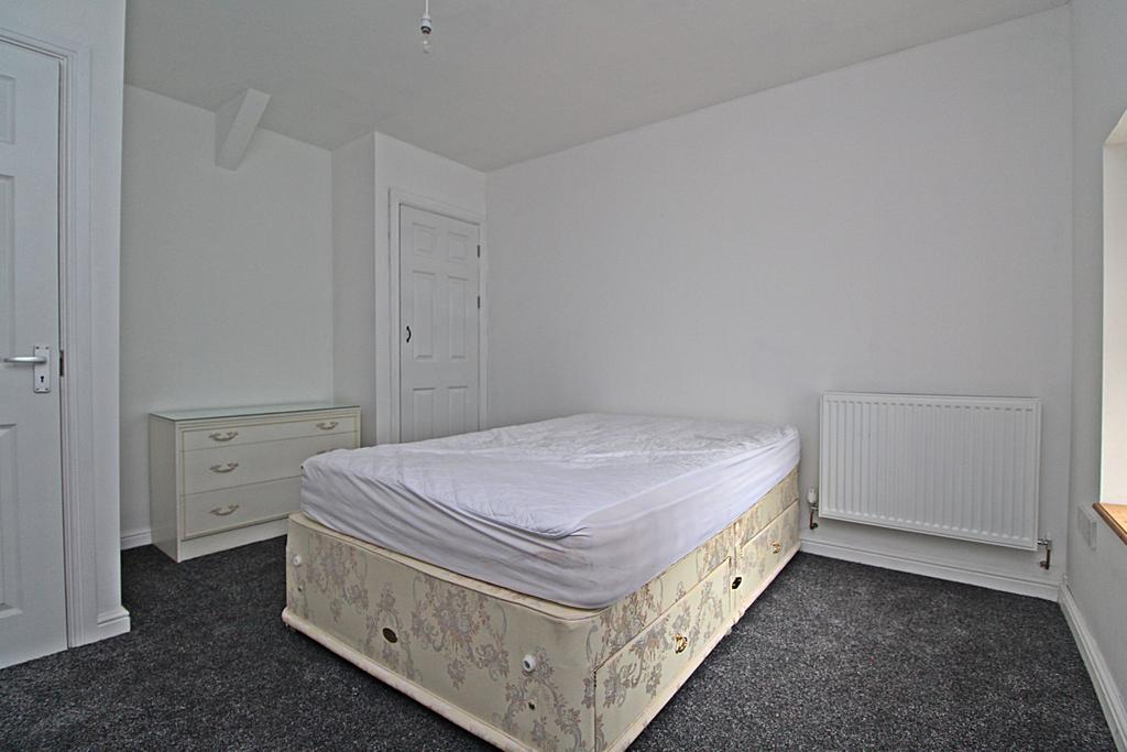 Bedroom 3 (2)