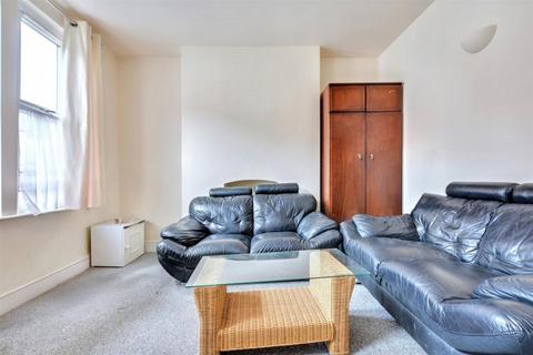 2 bedroom terraced house to rent, Wordsworth Road, Radford, Nottingham, NG7 5QU