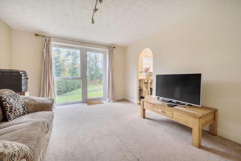 undefined, Cibbons Road, Chineham, Basiingstoke. RG24 8TD