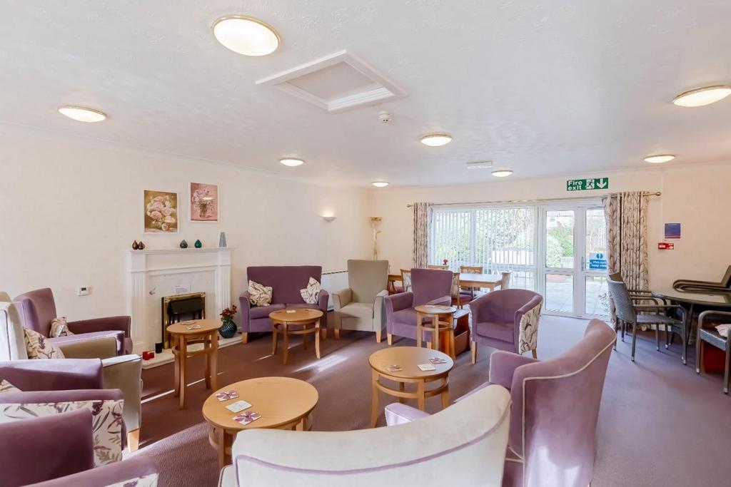 Amberley Court 13.jpg