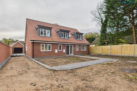 4 bedroom detached house for sale, Gallamore Lane, Market Rasen, LN8