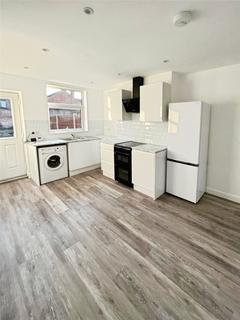 2 bedroom terraced house to rent, Bennett Street, Long Eaton, NG10