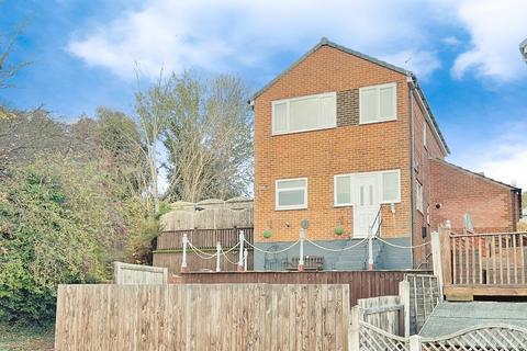 3 bedroom detached house for sale, Wheelwright Close, Leeds