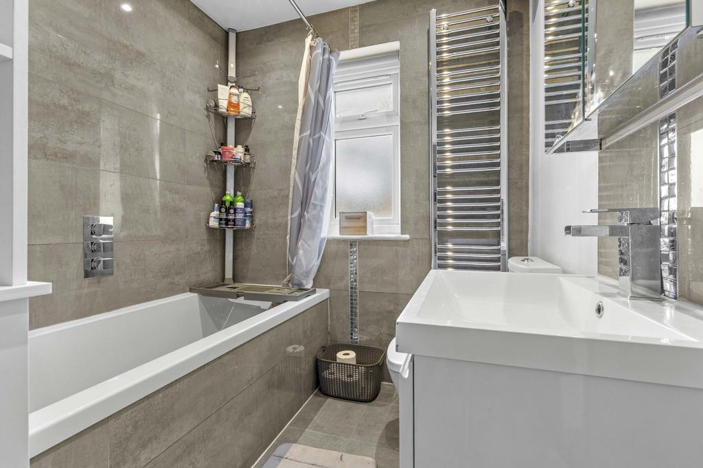 68 Newtown Road, SL7 1 LA (LOW RES)-2