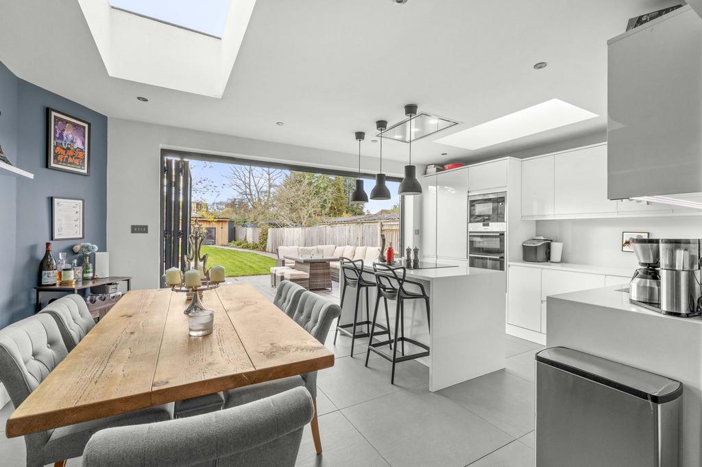 68 Newtown Road, SL7 1 LA (LOW RES)-5