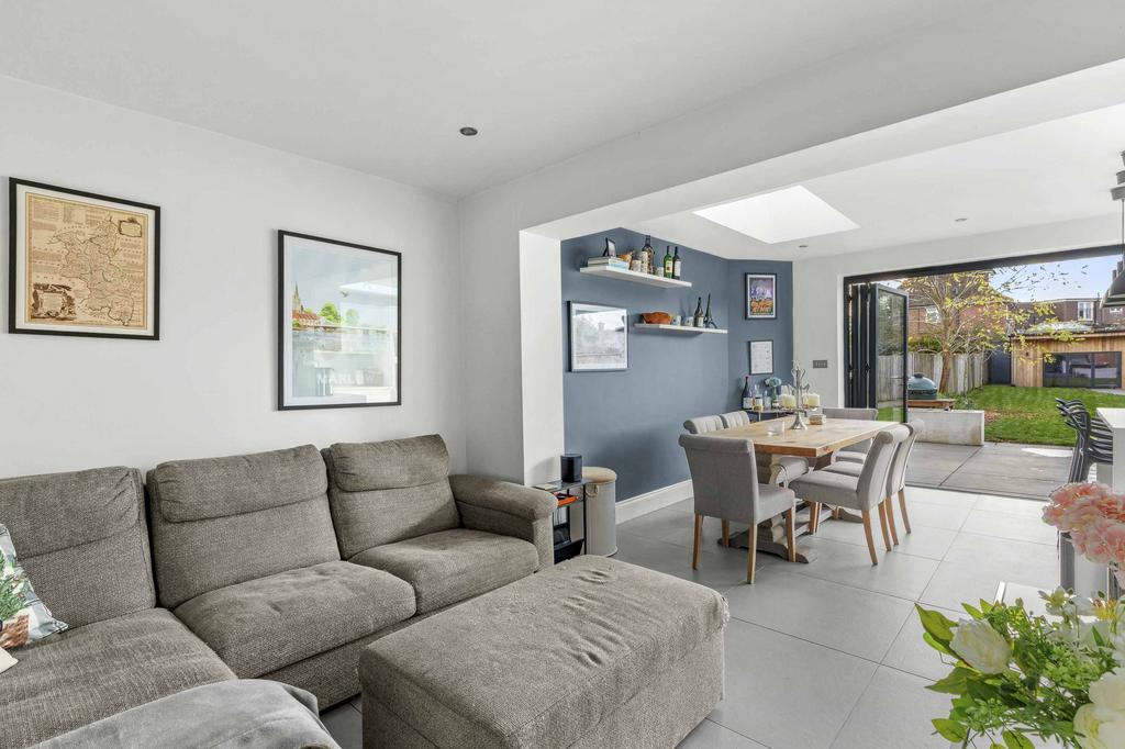 68 Newtown Road, SL7 1 LA (LOW RES)-7