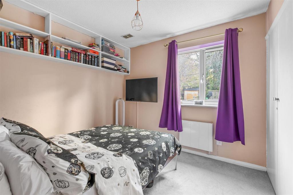 46 Lawsone Rise, HP13 5 NS-3.jpg