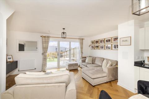 undefined, 58 Shiel Hall Circle, Rosewell, EH24