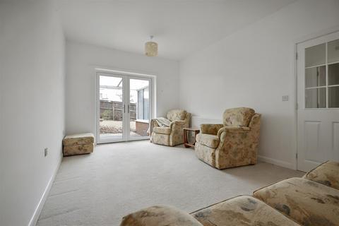 undefined, Whitley Close, Irthlingborough, NN9