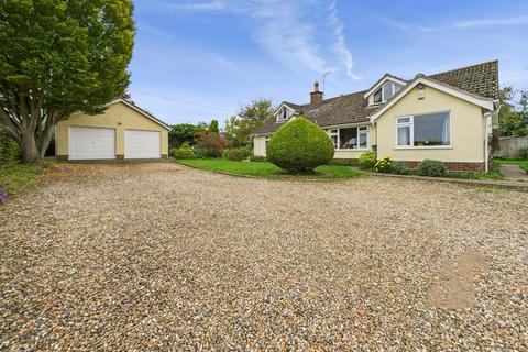 4 bedroom detached bungalow for sale, West Stow Road, Bury St. Edmunds IP28
