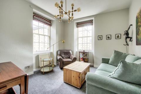 undefined, 246T West Crosscauseway, Edinburgh, EH8 9JW