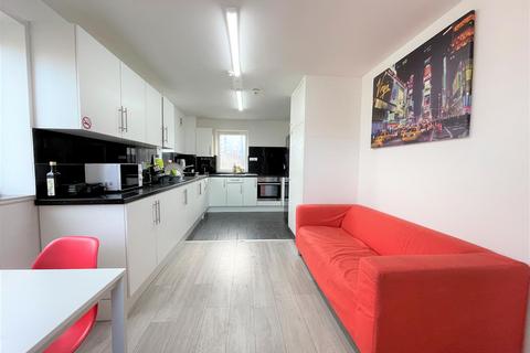5 bedroom house to rent, Powell Street, Sheffield S3