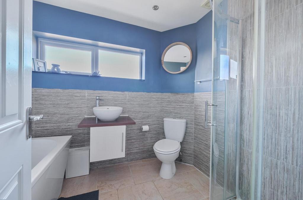 1383792-7-691df7bb37cc9-ARW-1.jpg