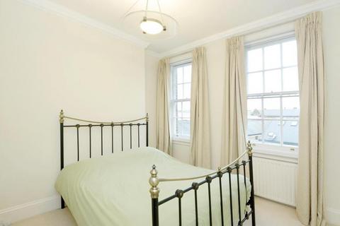 2 bedroom apartment to rent, Penfold Street, London NW8