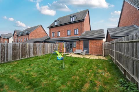undefined, Russell Chase, Bracknell RG42