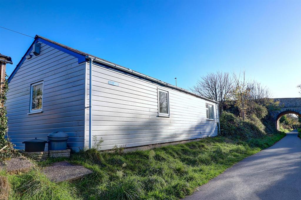 Property front .1.jpg