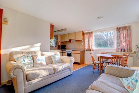 2 bedroom chalet for sale, Sandhills, Instow, Bideford