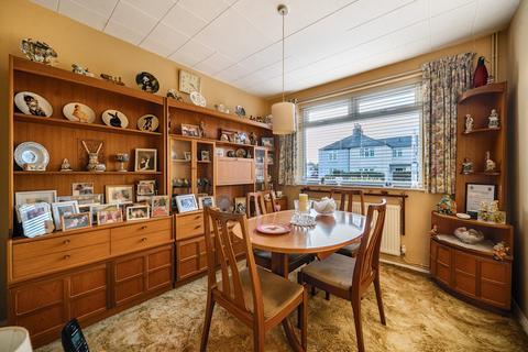 undefined, Vicarage Road, Sunbury On Thames, TW16