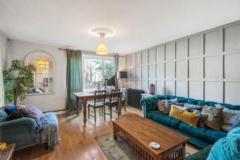 2 bedroom apartment to rent, Boleyn Road, London, N16