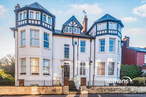 2 bedroom flat to rent, Tilehurst Road, Reading, Berkshire, RG1