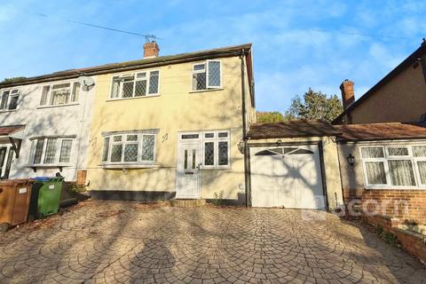 4 bedroom semi-detached house to rent, Rochester Drive Bexley DA5