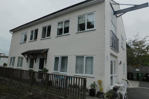 1 bedroom flat to rent, Justcroft House, Staplehurst, Kent