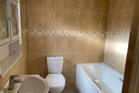 1 bedroom flat to rent, Justcroft House, Staplehurst, Kent