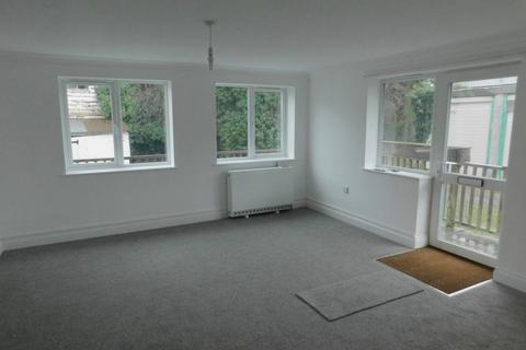 1 bedroom flat to rent, Justcroft House, Staplehurst, Kent