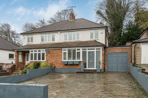 undefined, Mead Way, Coulsdon, CR5 1PQ