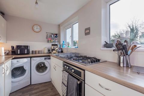 2 bedroom maisonette for sale, Hadley Court, Coleridge Crescent, Colnbrook SL3
