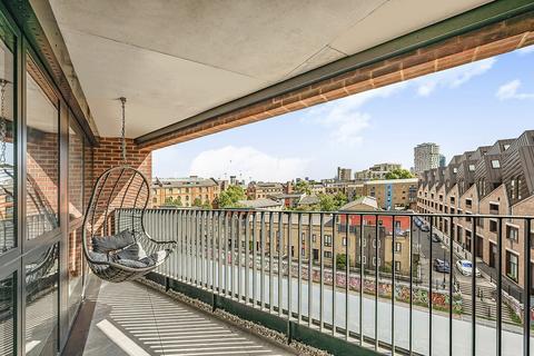 1 bedroom flat to rent,  Yeo Street, London E3