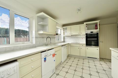 3 bedroom detached house for sale, Elizabethan Way, Brampton, Huntingdon, PE28