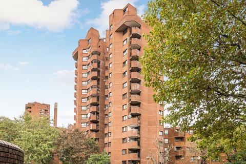 3 bedroom apartment for sale, Upper Whistler Walk, Blantyre Street, London, SW10