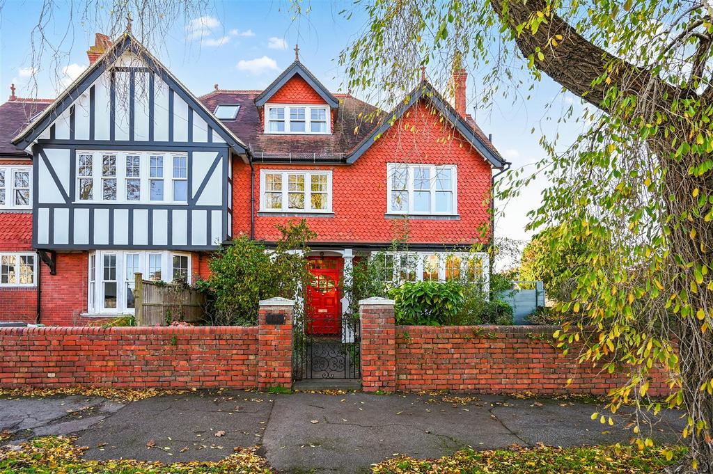 43 A SUTHERLAND AVENUE - TN93 QL (48).jpg