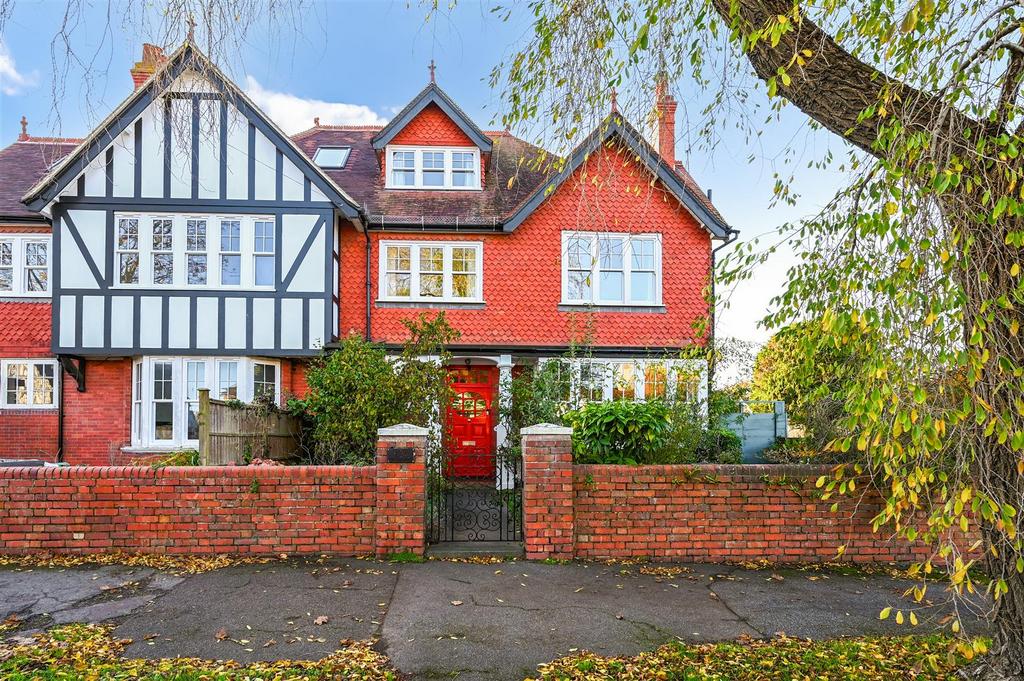 43 A SUTHERLAND AVENUE - TN93 QL (49).jpg