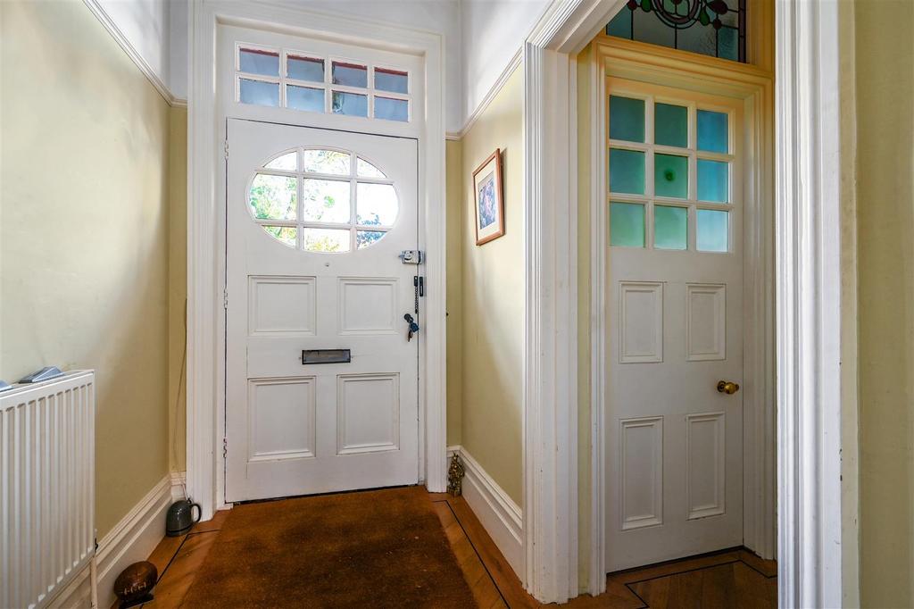 43 A SUTHERLAND AVENUE - TN93 QL (33).jpg