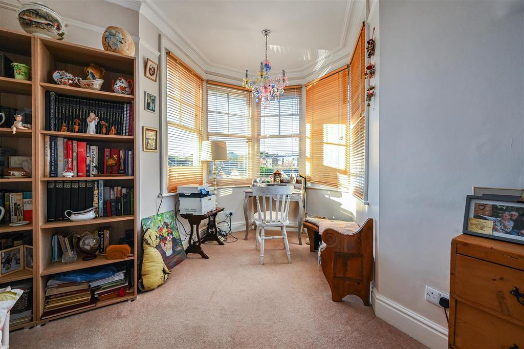 43 A SUTHERLAND AVENUE - TN93 QL (15).jpg