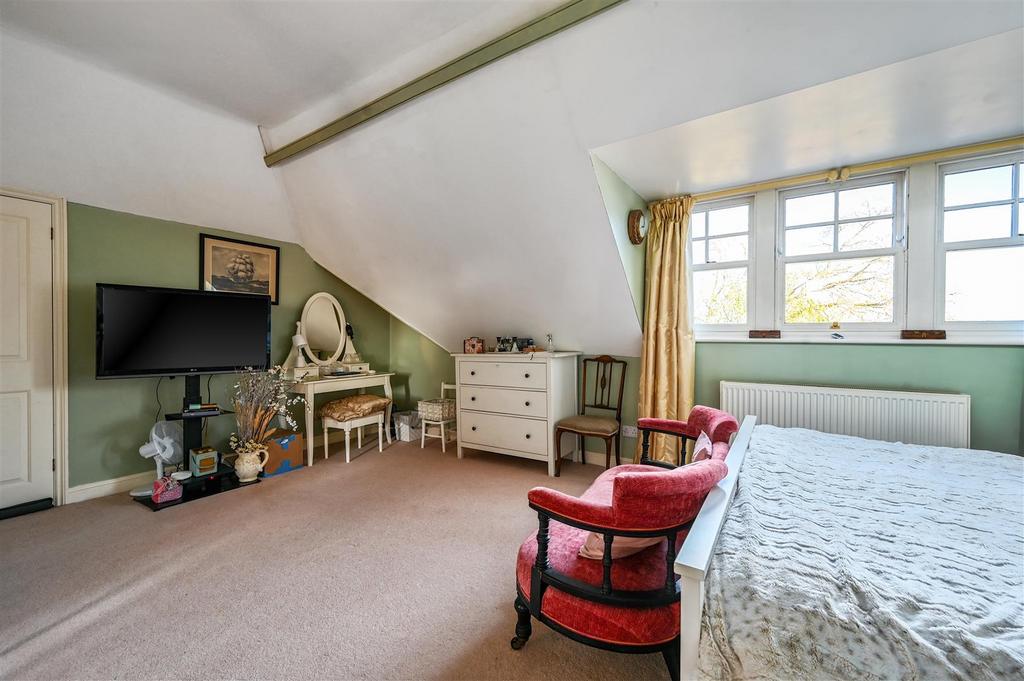 43 A SUTHERLAND AVENUE - TN93 QL (8).jpg