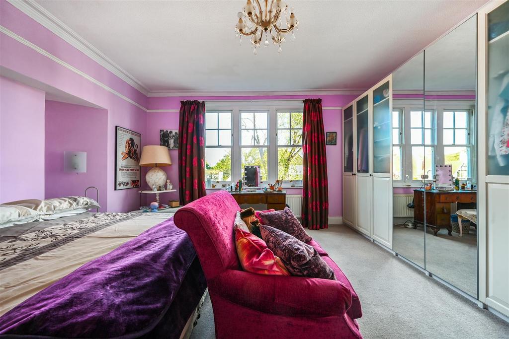 43 A SUTHERLAND AVENUE - TN93 QL (11).jpg