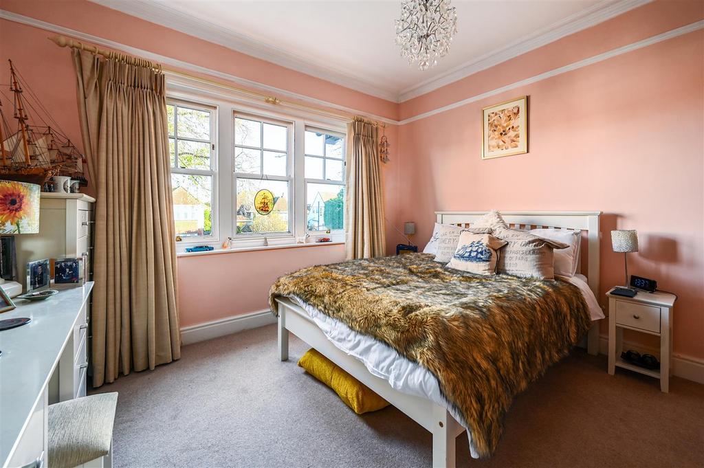 43 A SUTHERLAND AVENUE - TN93 QL (13).jpg