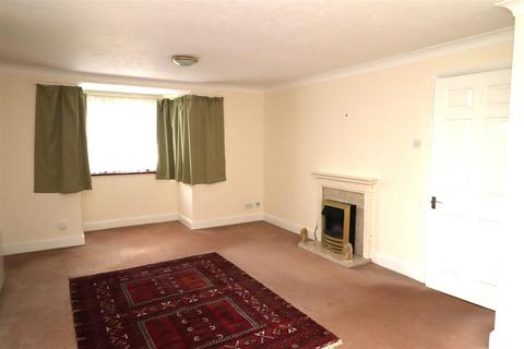 2 bedroom flat for sale, Cooden Drive, Bexhill-On-Sea