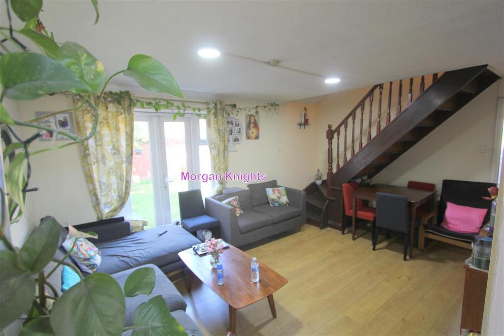 Living Room: