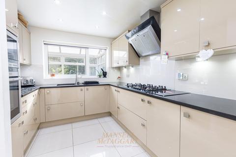 4 bedroom detached house for sale, Erica Way, Crawley RH10