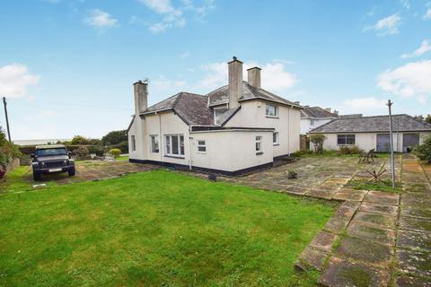 undefined, Lon Merllyn, Criccieth