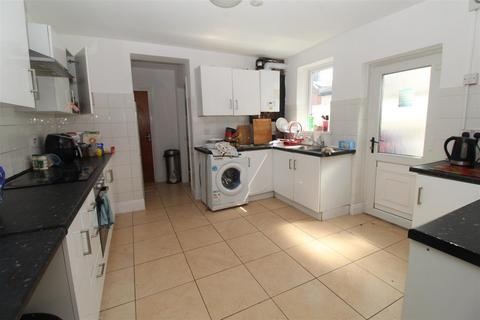 undefined, Ruthin Gardens, Cardiff CF24