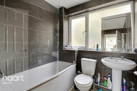undefined, Rookwood Close, Grays