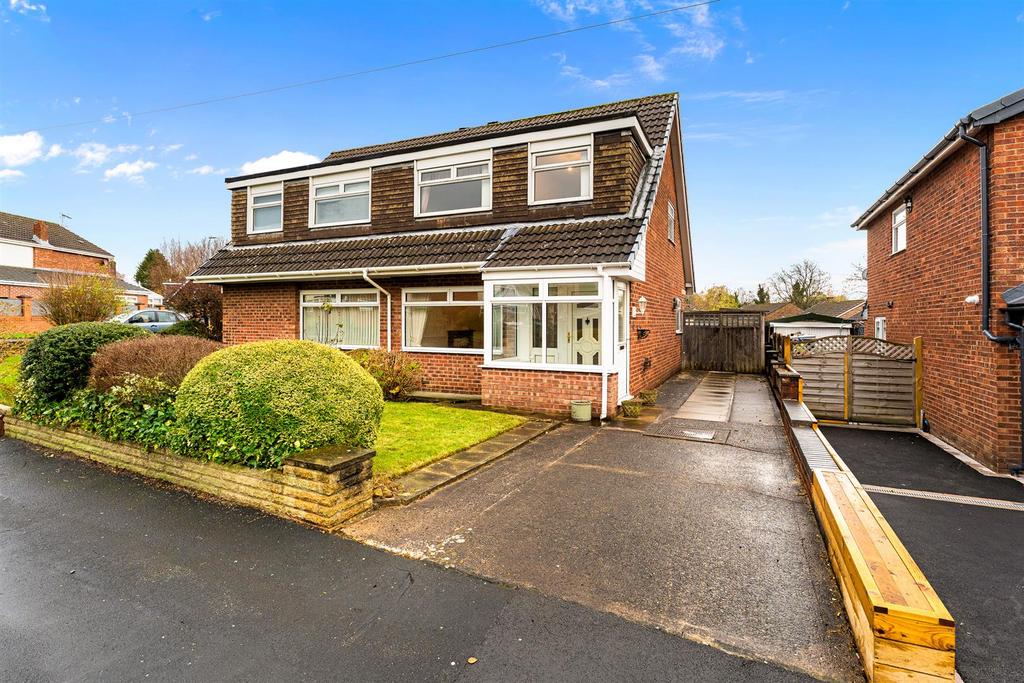 22 HAWTHORNE DRIVE-3.jpg